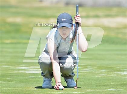 Thumbnail 2 in Taos Invitational photogallery.