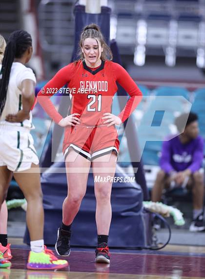 Thumbnail 3 in Glenwood Springs vs. George Washington (CHSAA 5A Great 8) photogallery.