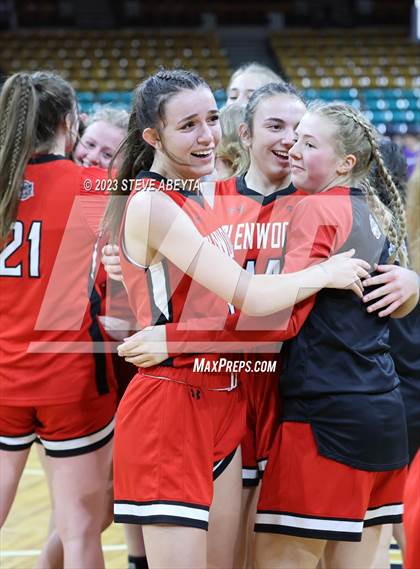 Thumbnail 2 in Glenwood Springs vs. George Washington (CHSAA 5A Great 8) photogallery.