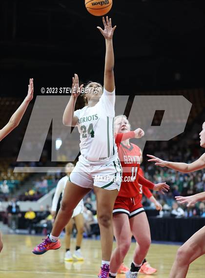 Thumbnail 1 in Glenwood Springs vs. George Washington (CHSAA 5A Great 8) photogallery.