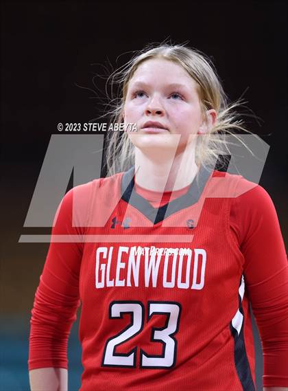 Thumbnail 2 in Glenwood Springs vs. George Washington (CHSAA 5A Great 8) photogallery.