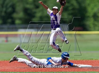 Thumbnail 1 in Hempfield Area vs. Plum (PIAA Class AAAA Quarterfinal) photogallery.