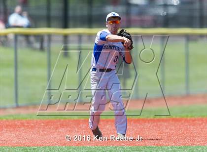 Thumbnail 2 in Hempfield Area vs. Plum (PIAA Class AAAA Quarterfinal) photogallery.