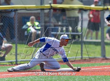 Thumbnail 3 in Hempfield Area vs. Plum (PIAA Class AAAA Quarterfinal) photogallery.