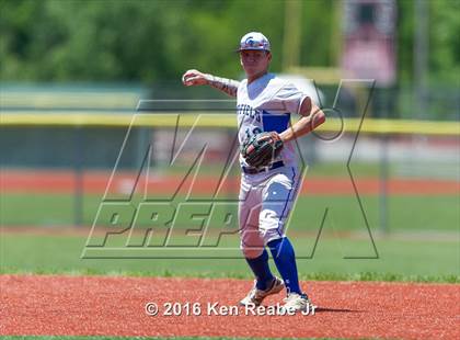 Thumbnail 2 in Hempfield Area vs. Plum (PIAA Class AAAA Quarterfinal) photogallery.