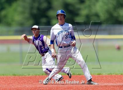 Thumbnail 2 in Hempfield Area vs. Plum (PIAA Class AAAA Quarterfinal) photogallery.