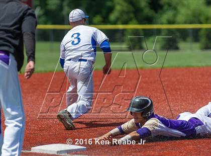 Thumbnail 1 in Hempfield Area vs. Plum (PIAA Class AAAA Quarterfinal) photogallery.