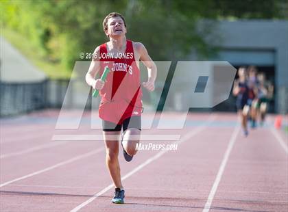 Thumbnail 3 in 2018 Loucks Games (Men's Frosh/Soph DMR) photogallery.