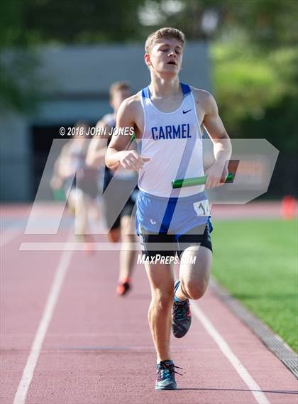 Thumbnail 2 in 2018 Loucks Games (Men's Frosh/Soph DMR) photogallery.