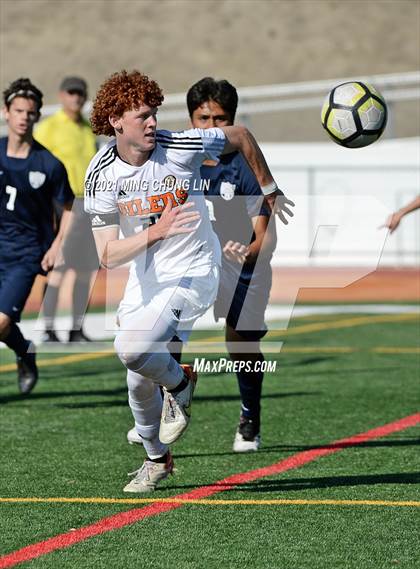 Thumbnail 2 in Huntington Beach vs. Tesoro (Hawks Invitational) photogallery.