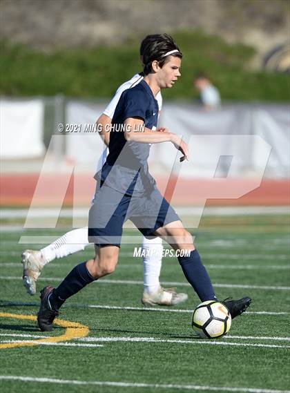 Thumbnail 3 in Huntington Beach vs. Tesoro (Hawks Invitational) photogallery.