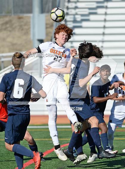 Thumbnail 1 in Huntington Beach vs. Tesoro (Hawks Invitational) photogallery.