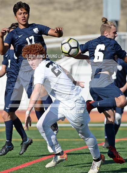 Thumbnail 3 in Huntington Beach vs. Tesoro (Hawks Invitational) photogallery.