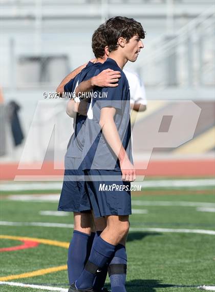 Thumbnail 2 in Huntington Beach vs. Tesoro (Hawks Invitational) photogallery.
