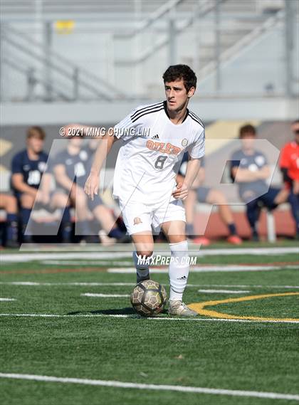 Thumbnail 3 in Huntington Beach vs. Tesoro (Hawks Invitational) photogallery.