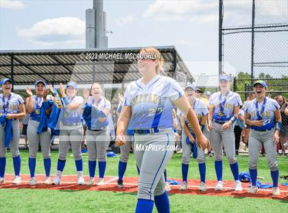 Thumbnail 3 in Maine-Endwell vs. Troy (NYSPHSAA A Final) photogallery.