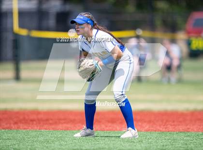 Thumbnail 1 in Maine-Endwell vs. Troy (NYSPHSAA A Final) photogallery.