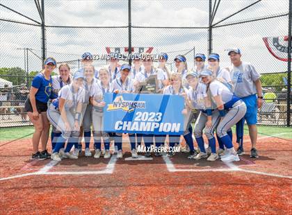 Thumbnail 3 in Maine-Endwell vs. Troy (NYSPHSAA A Final) photogallery.