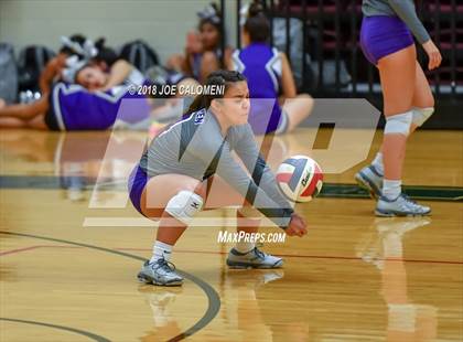 Thumbnail 1 in Churchill vs Warren (Class 6A Bidistrict) photogallery.