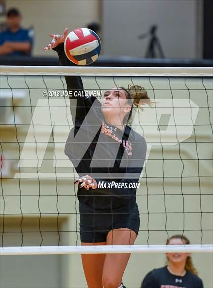 Thumbnail 2 in Churchill vs Warren (Class 6A Bidistrict) photogallery.