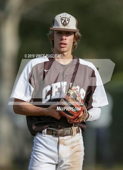 Thumbnail 3 in Chaminade @ Crespi photogallery.