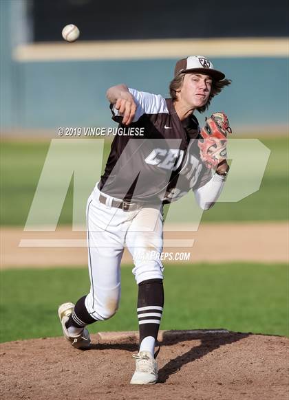 Thumbnail 2 in Chaminade @ Crespi photogallery.