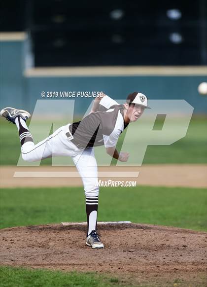 Thumbnail 1 in Chaminade @ Crespi photogallery.