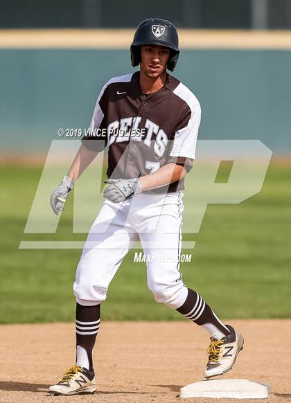 Thumbnail 1 in Chaminade @ Crespi photogallery.