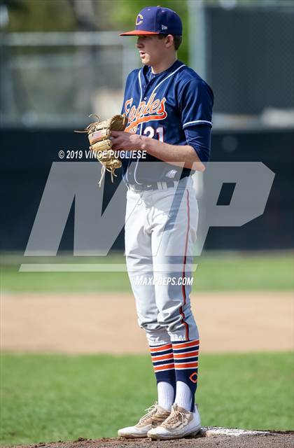 Thumbnail 2 in Chaminade @ Crespi photogallery.