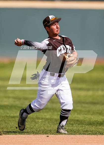 Thumbnail 1 in Chaminade @ Crespi photogallery.