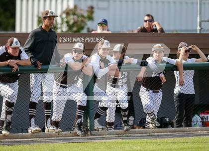 Thumbnail 2 in Chaminade @ Crespi photogallery.