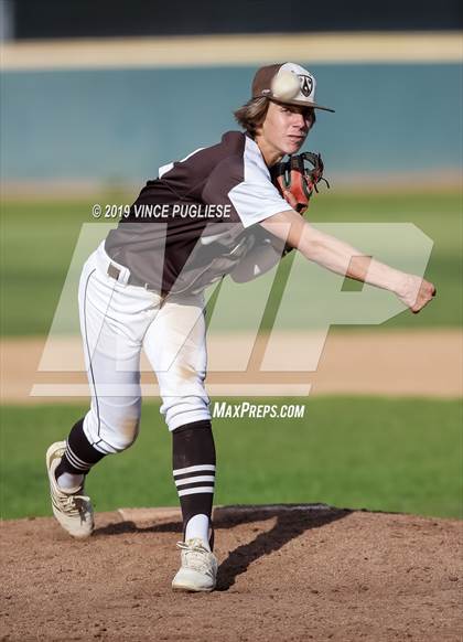 Thumbnail 3 in Chaminade @ Crespi photogallery.