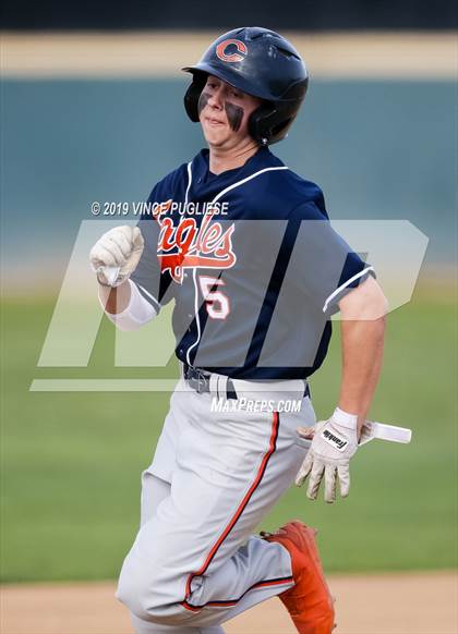 Thumbnail 1 in Chaminade @ Crespi photogallery.