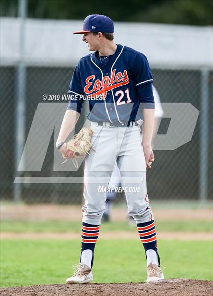 Thumbnail 1 in Chaminade @ Crespi photogallery.