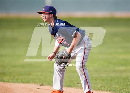 Thumbnail 1 in Chaminade @ Crespi photogallery.