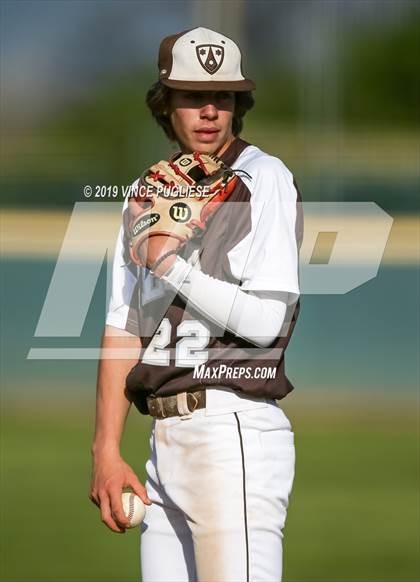 Thumbnail 3 in Chaminade @ Crespi photogallery.