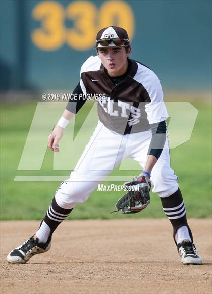 Thumbnail 1 in Chaminade @ Crespi photogallery.