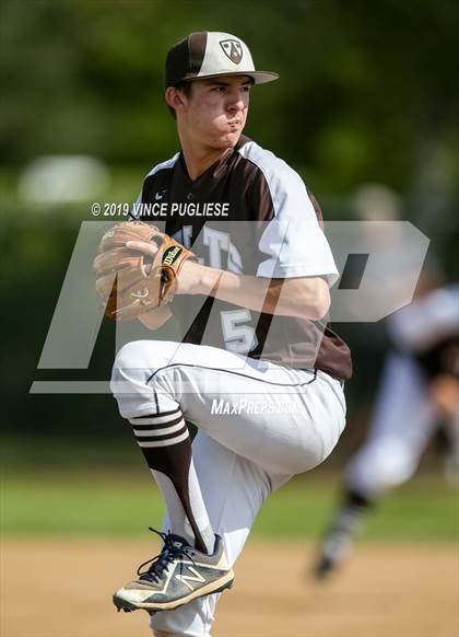 Thumbnail 1 in Chaminade @ Crespi photogallery.