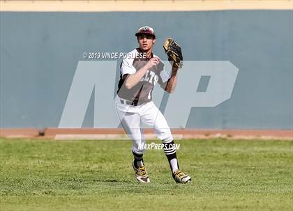 Thumbnail 1 in Chaminade @ Crespi photogallery.