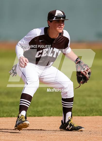Thumbnail 2 in Chaminade @ Crespi photogallery.
