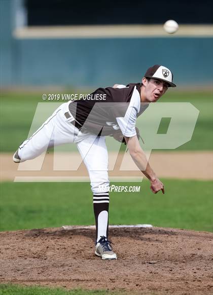 Thumbnail 3 in Chaminade @ Crespi photogallery.