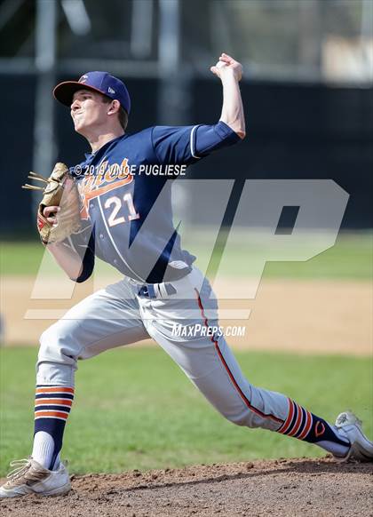 Thumbnail 1 in Chaminade @ Crespi photogallery.
