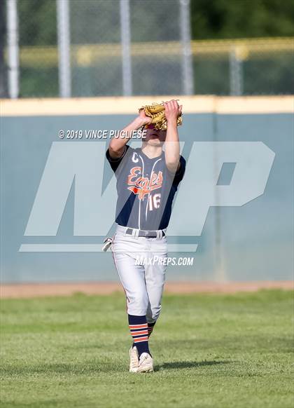Thumbnail 3 in Chaminade @ Crespi photogallery.