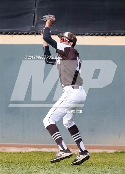 Thumbnail 1 in Chaminade @ Crespi photogallery.