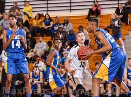 Thumbnail 3 in Chattahoochee @ Roswell photogallery.