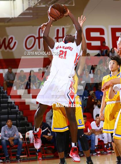 Thumbnail 2 in Redondo Union vs. Gahr (Pacific Shores Tournament) photogallery.