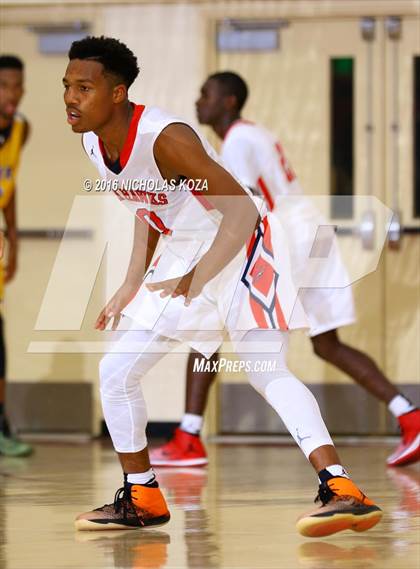 Thumbnail 2 in Redondo Union vs. Gahr (Pacific Shores Tournament) photogallery.