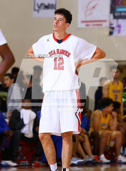 Thumbnail 2 in Redondo Union vs. Gahr (Pacific Shores Tournament) photogallery.