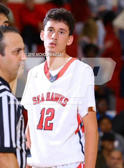 Thumbnail 1 in Redondo Union vs. Gahr (Pacific Shores Tournament) photogallery.