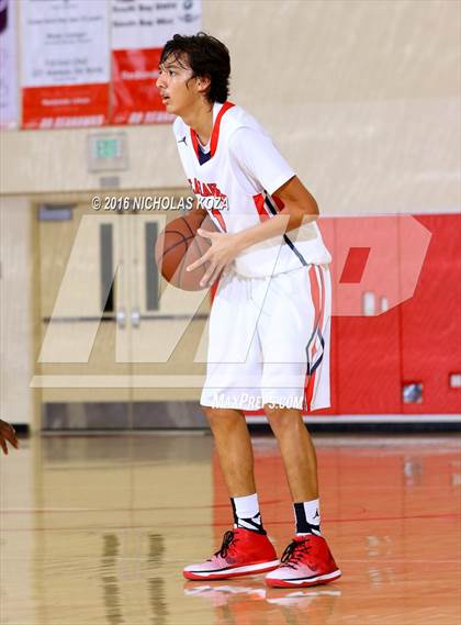 Thumbnail 2 in Redondo Union vs. Gahr (Pacific Shores Tournament) photogallery.